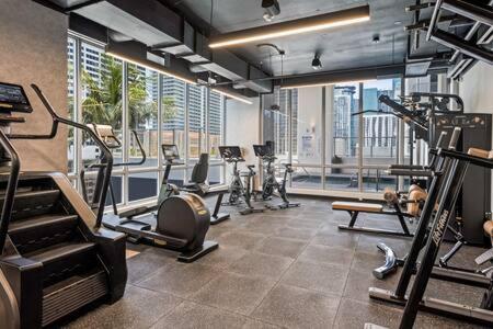 Appartamento Heart Of Downtown Miami Studio Pool & Gym Esterno foto